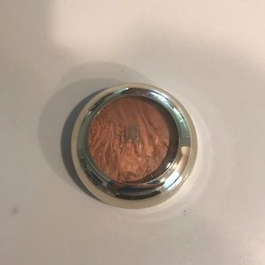 Guerlain marble highlighter